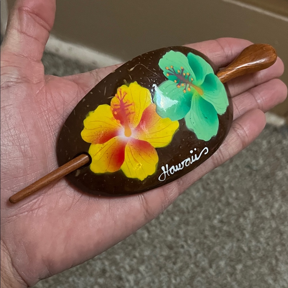 Hawaiian Floral Hair Clip